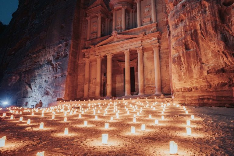 Petra   tape incontournable votre voyage