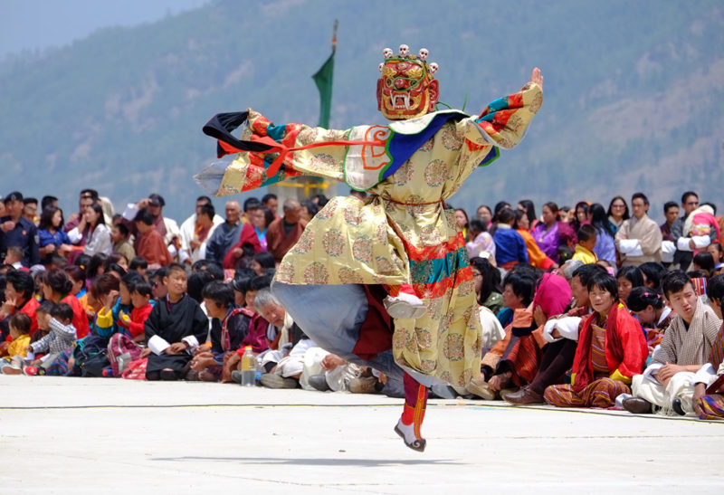 Bhoutan, danseur en transe